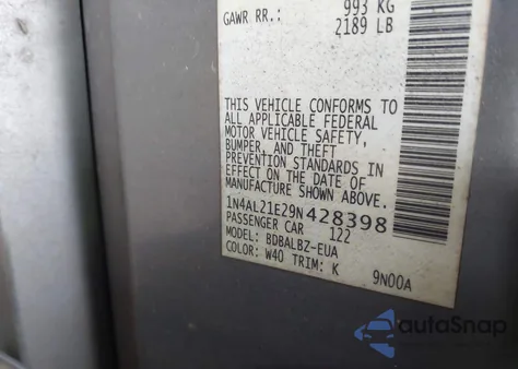 2009 Nissan Altima 2.5 S z USA, uszkodzony, nr VIN 1N4AL21E29N428398